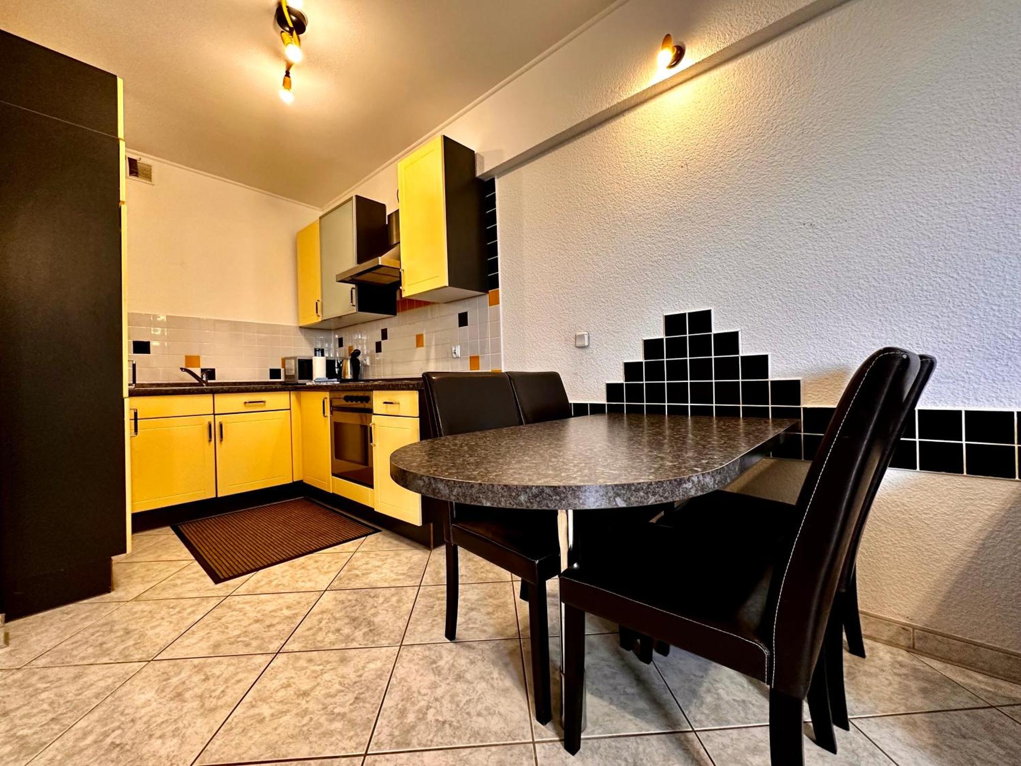 Chrobry Apartment *